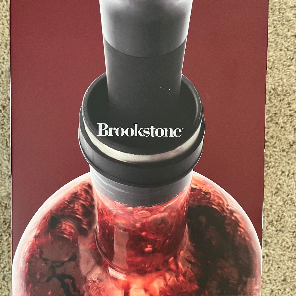 BrookStone Reversible Aerating Decanter